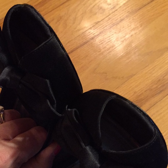 Nina the touch of Nina satin 3.5 inch bow front - Picture 5 of 8